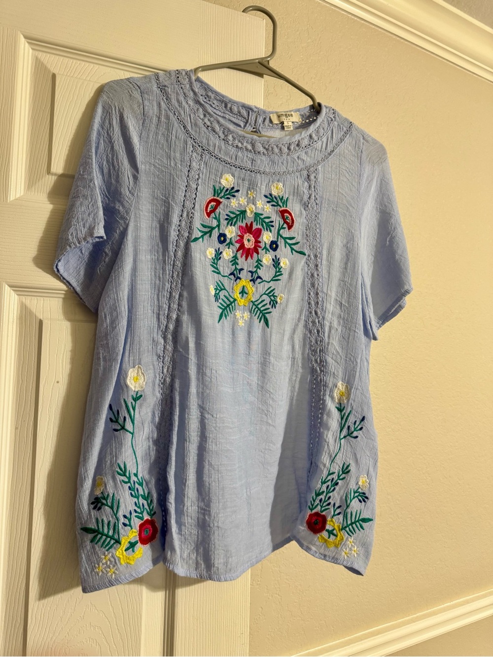 Umgee Light Blue Embroidered Floral Tunic